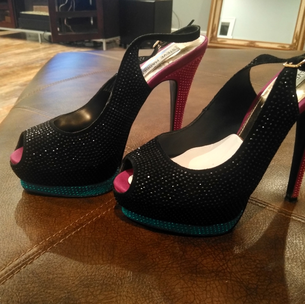 Steve Madden multi color sandals